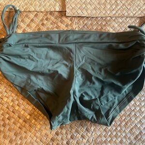 Fused Hawaii Big Island Bottoms size M/L